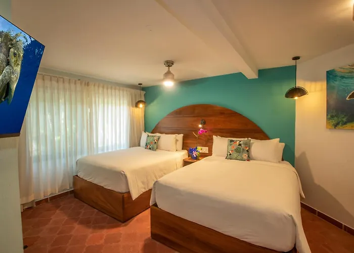 El Velero Hotel 3*