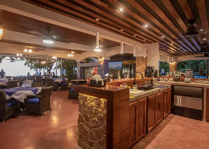El Velero Hotel 3*