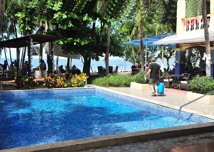 Hotel El Velero 3*